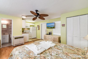 Polynesian Village 2, Sleeps 3, Studio, Beach View